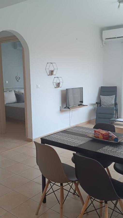Apartmán Vasilis Rafína Exteriér fotografie